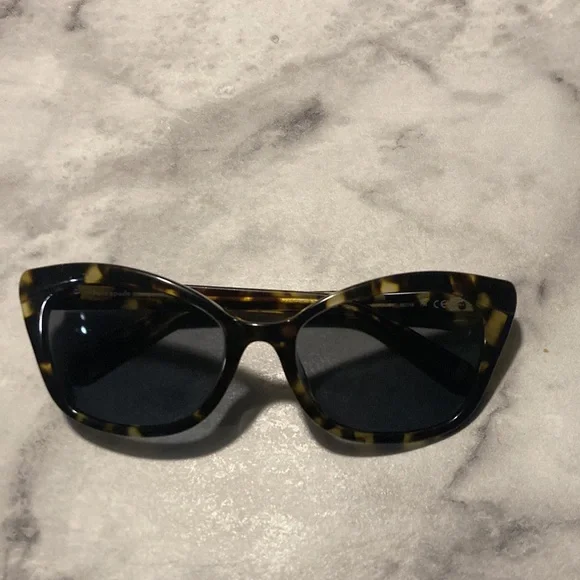 Kate Spade - Picture 3 of 16